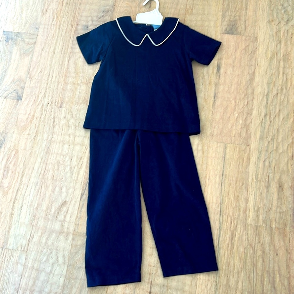 New with tags Everyday Heirloom cordoroy set navy blue